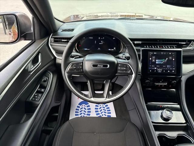 2024 Jeep Grand Cherokee Laredo 4x4