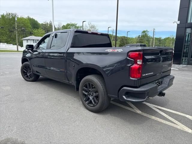 2022 Chevrolet Silverado 1500 4WD Crew Cab Short Bed Custom