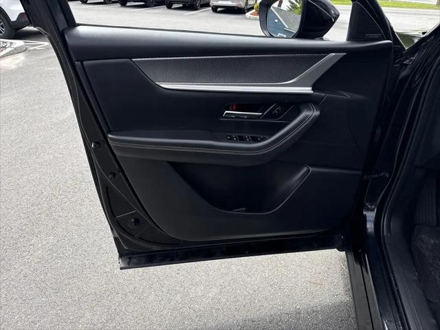 2024 Mazda X-90 Premium Plus