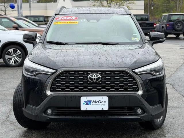 2025 Toyota Corolla Cross XLE