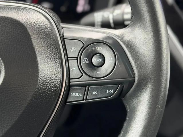 2025 Toyota Corolla Cross XLE