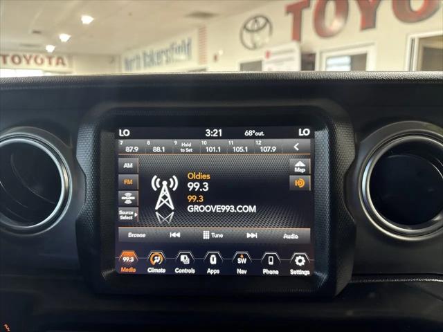 2023 Jeep Wrangler 4-Door Sahara 4x4