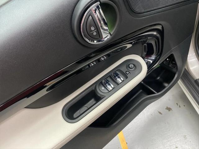 2023 MINI SE Countryman Cooper