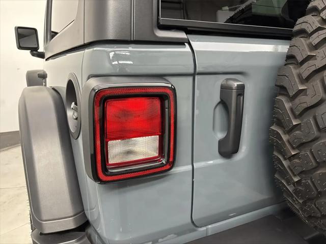 2024 Jeep Wrangler 2-Door Willys 4x4