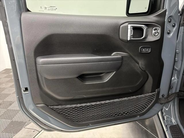 2024 Jeep Wrangler 2-Door Willys 4x4