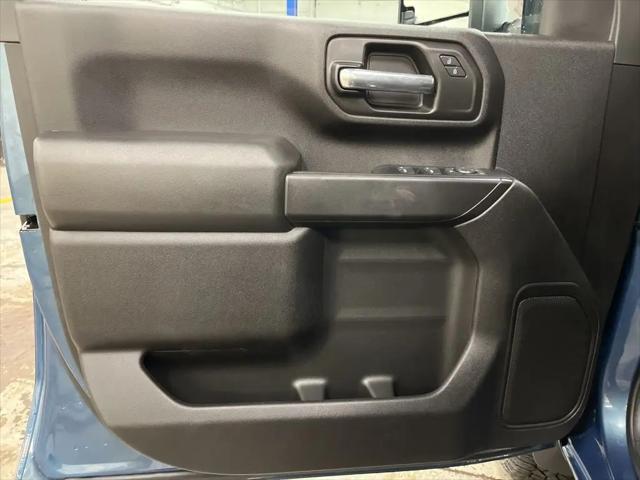 2024 Chevrolet Silverado 2500HD 4WD Crew Cab Standard Bed Custom