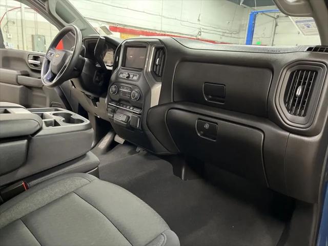 2024 Chevrolet Silverado 2500HD 4WD Crew Cab Standard Bed Custom