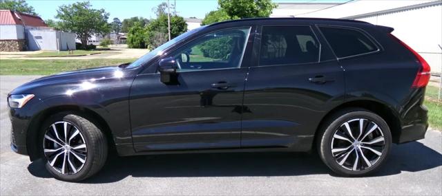2024 Volvo XC60 B5 Plus Dark Theme