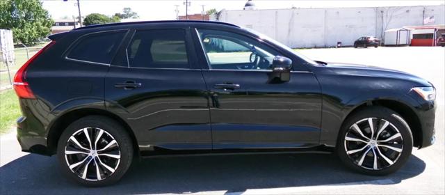 2024 Volvo XC60 B5 Plus Dark Theme