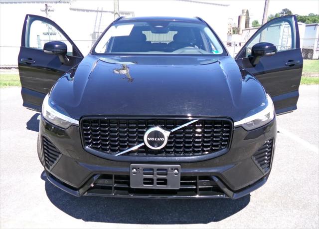 2024 Volvo XC60 B5 Plus Dark Theme