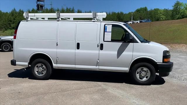 2024 Chevrolet Express Cargo Van RWD 2500 Regular Wheelbase WT