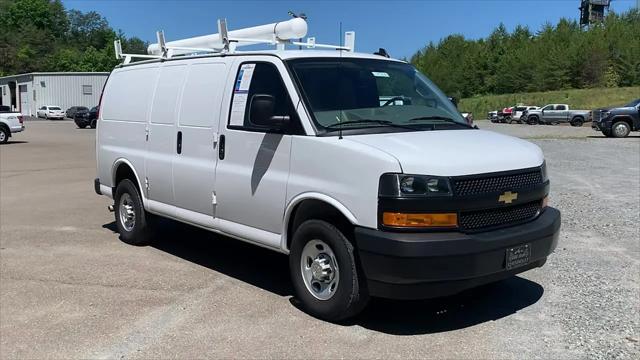 2024 Chevrolet Express Cargo Van RWD 2500 Regular Wheelbase WT