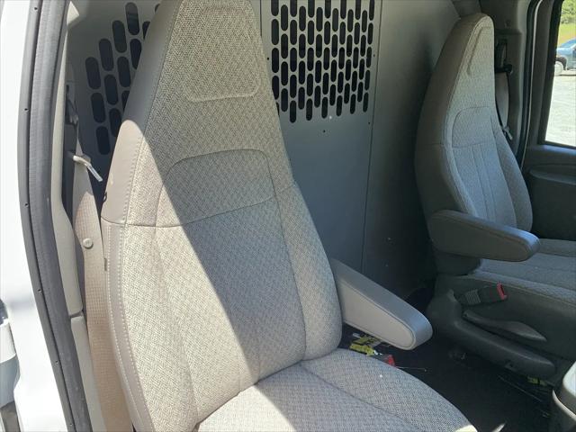 2024 Chevrolet Express Cargo Van RWD 2500 Regular Wheelbase WT