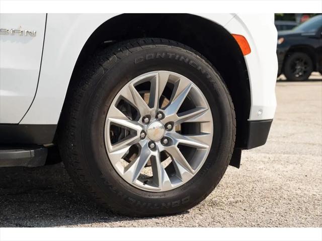 2024 Chevrolet Suburban 4WD Premier