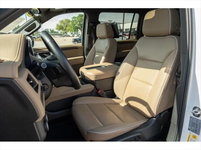 2024 Chevrolet Suburban 4WD Premier