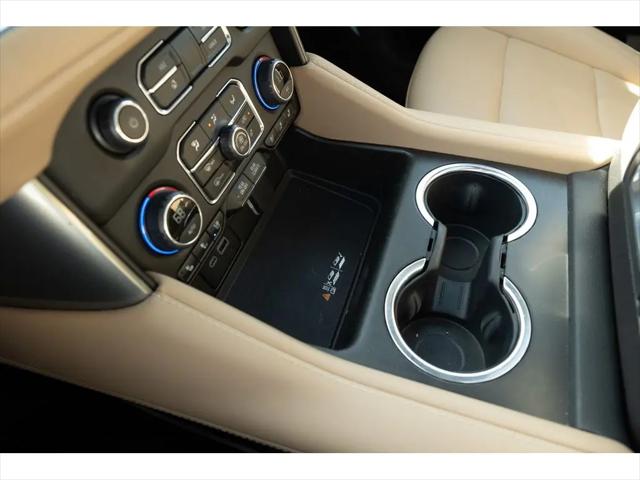2024 Chevrolet Suburban 4WD Premier