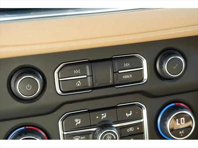 2024 Chevrolet Suburban 4WD Premier