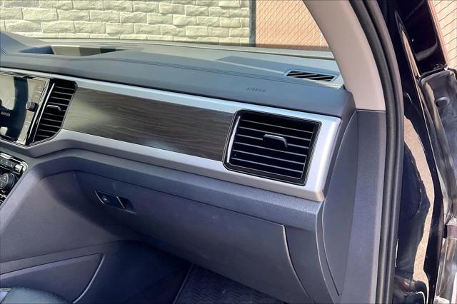 2023 Volkswagen Atlas 3.6L V6 SE w/Technology