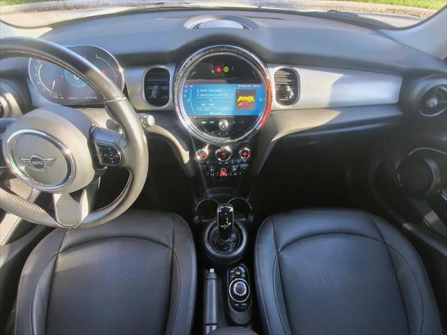 2023 MINI Hardtop Cooper