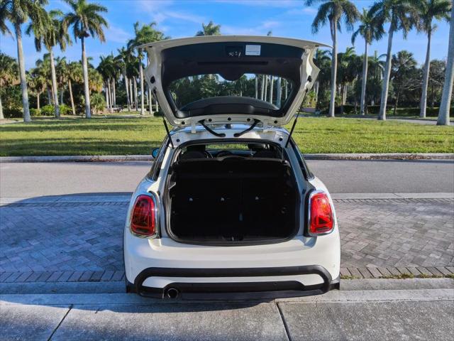 2023 MINI Hardtop Cooper