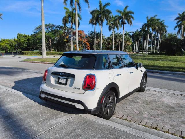 2023 MINI Hardtop Cooper
