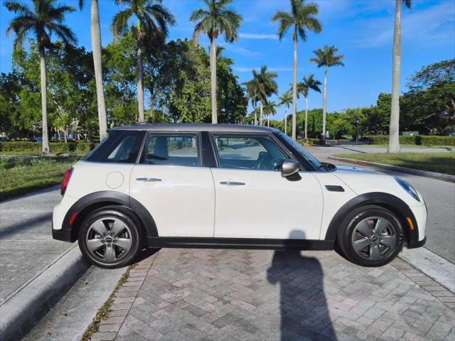 2023 MINI Hardtop Cooper