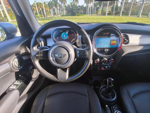 2023 MINI Hardtop Cooper