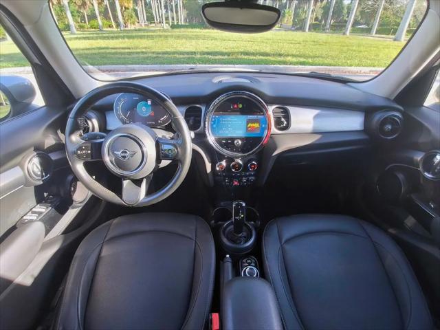 2023 MINI Hardtop Cooper