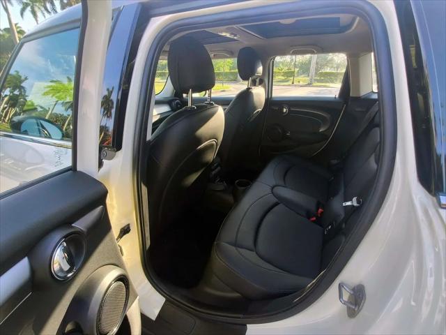 2023 MINI Hardtop Cooper