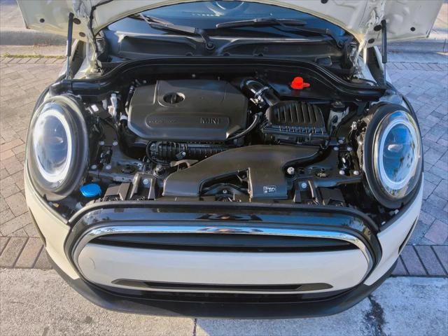 2023 MINI Hardtop Cooper