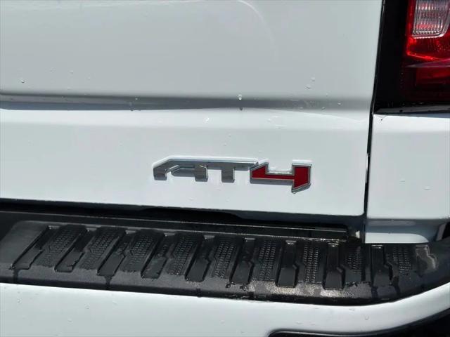 2026 GMC Sierra 1500 Crew Cab, Short Bed, AT4, 4WD