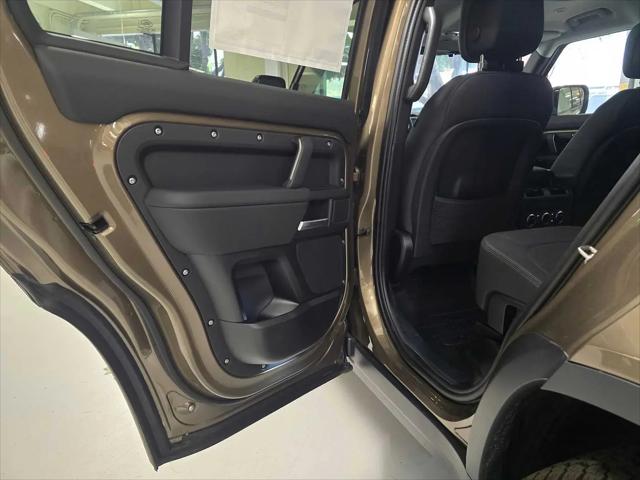 2026 Land Rover Defender P300 S