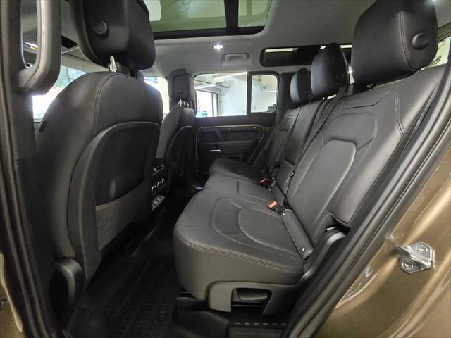 2026 Land Rover Defender P300 S