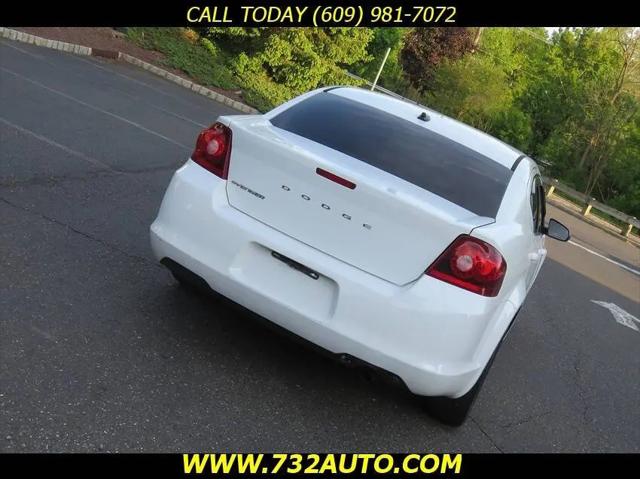 2013 Dodge Avenger SE