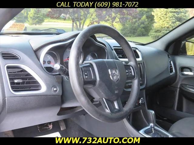 2013 Dodge Avenger SE