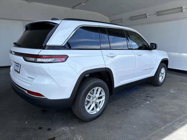 2026 Jeep Grand Cherokee Laredo 4x4