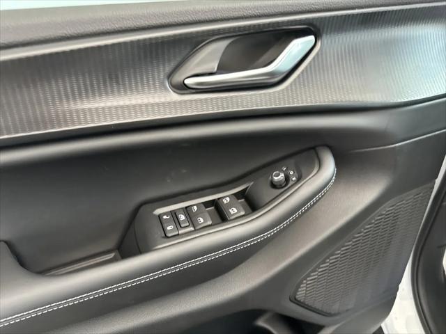 2026 Jeep Grand Cherokee Laredo 4x4