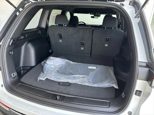 2026 Jeep Grand Cherokee Laredo 4x4