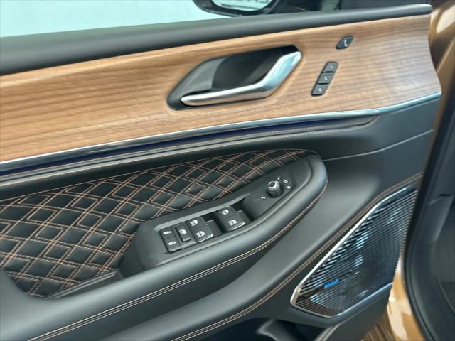 2026 Jeep Grand Cherokee L Summit 4x4