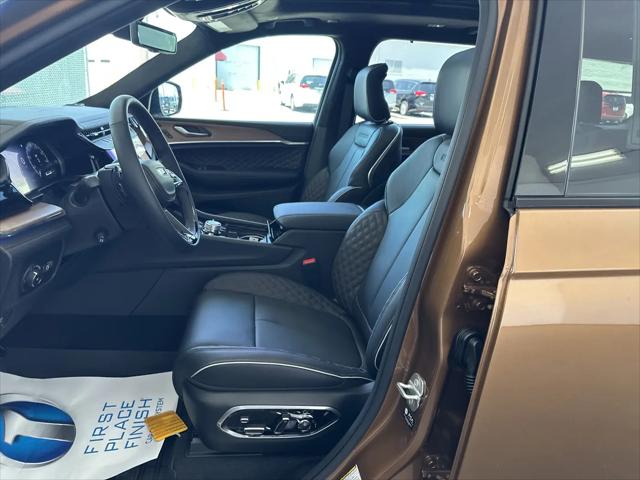 2026 Jeep Grand Cherokee L Summit 4x4