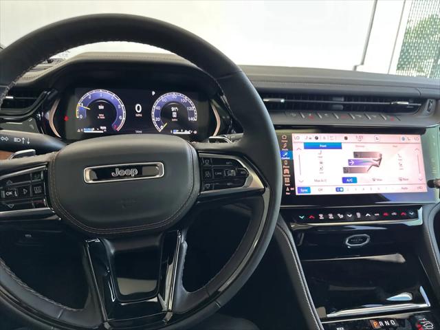 2026 Jeep Grand Cherokee L Summit 4x4