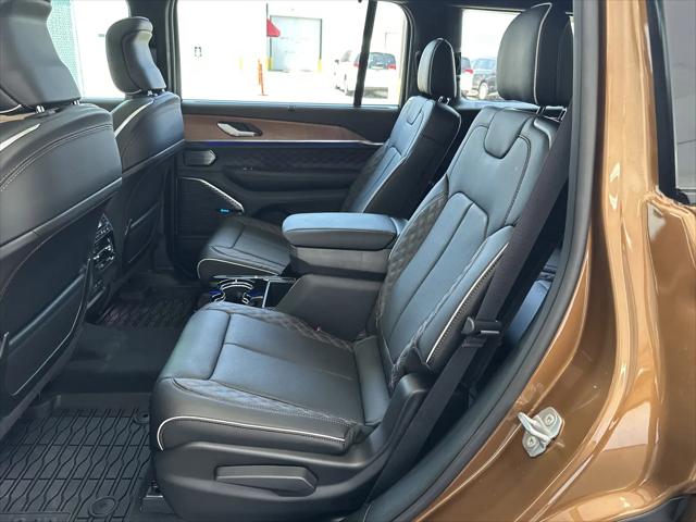 2026 Jeep Grand Cherokee L Summit 4x4