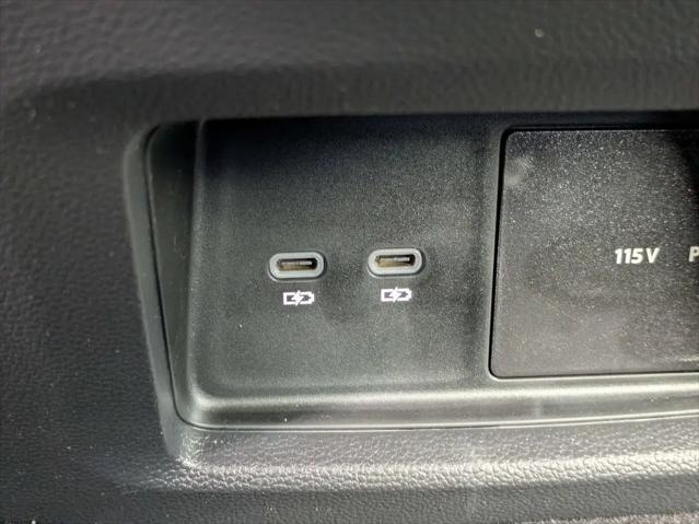 2026 Volkswagen Atlas Peak Edition