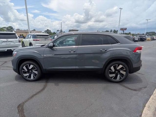 2026 Volkswagen Atlas Cross Sport SE with Technology