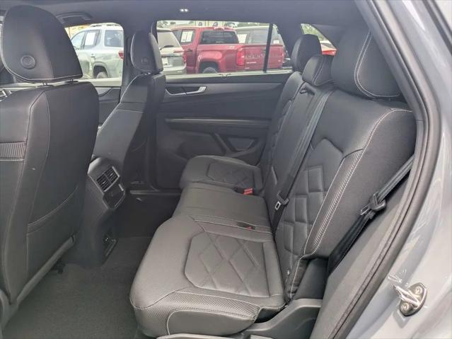 2026 Volkswagen Atlas Cross Sport SE with Technology