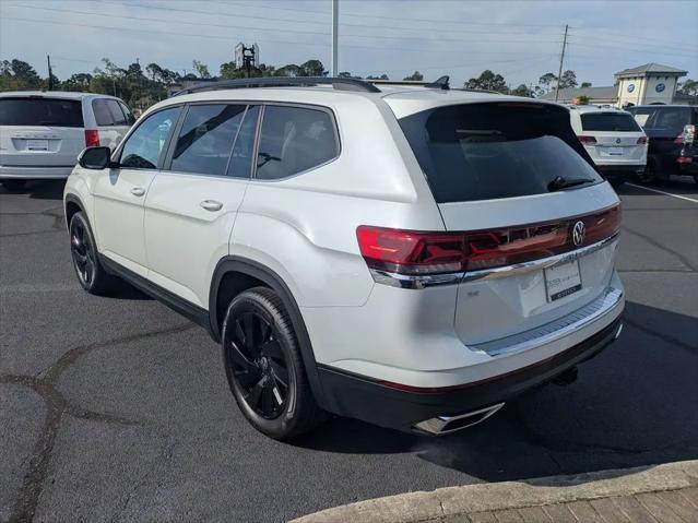 2026 Volkswagen Atlas SE with Technology