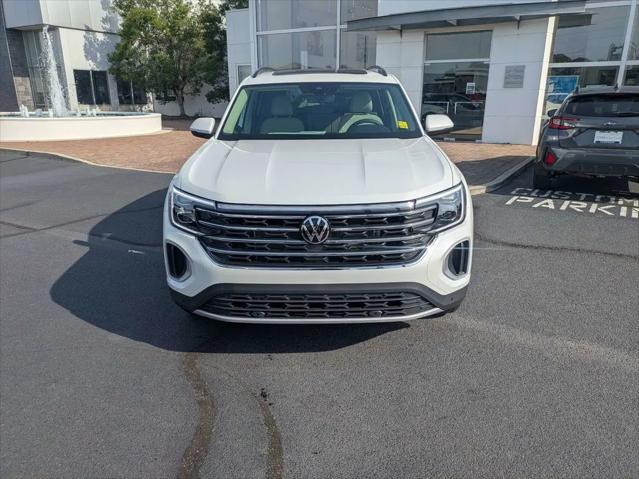 2026 Volkswagen Atlas SE with Technology