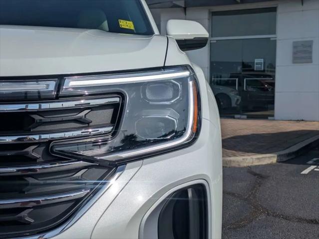 2026 Volkswagen Atlas SE with Technology