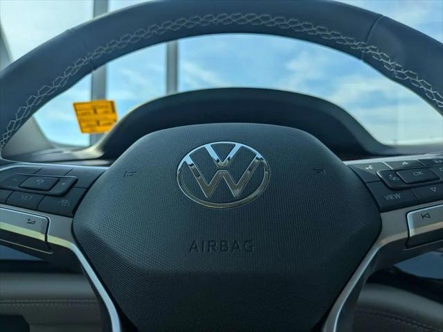 2026 Volkswagen Atlas SE with Technology