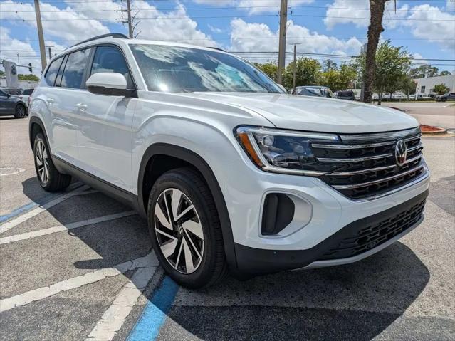 2026 Volkswagen Atlas SE with Technology